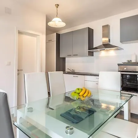 Apartment Delux Sandy *